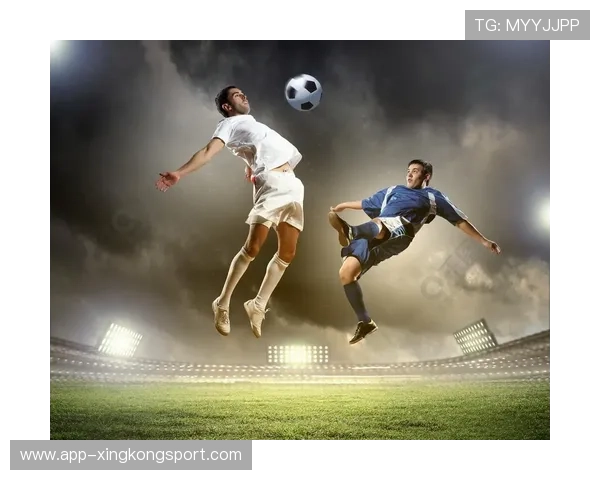 足球巨星汇聚一堂各大明星精彩瞬间回顾与传奇故事分享