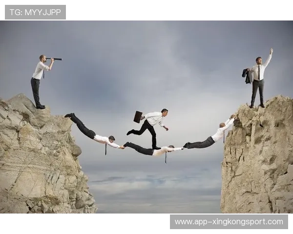 重庆羽毛球队在锦标赛中的团队协作表现分析与点评