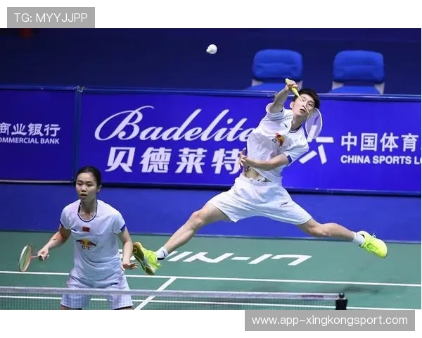 成都羽毛球队在联合会杯积分榜中以63分稳居第一名展现强劲实力