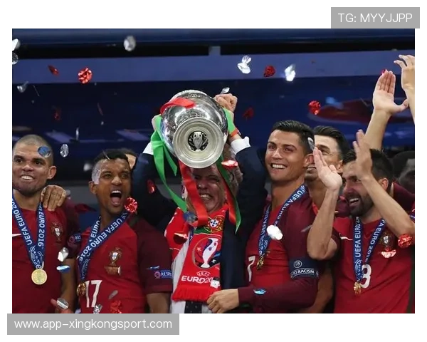 深圳乒乓球队在欧锦赛积分榜上以66分稳居第一名展现强劲实力