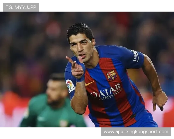 全球足球明星中锋盘点及其辉煌成就分析